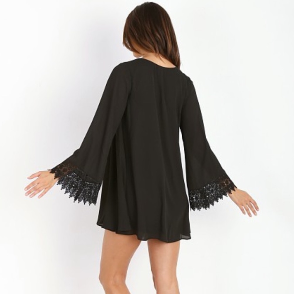 Show Me Your MuMu Portabella Mini Dress Crochet Lace Bell Sleeves Size Small